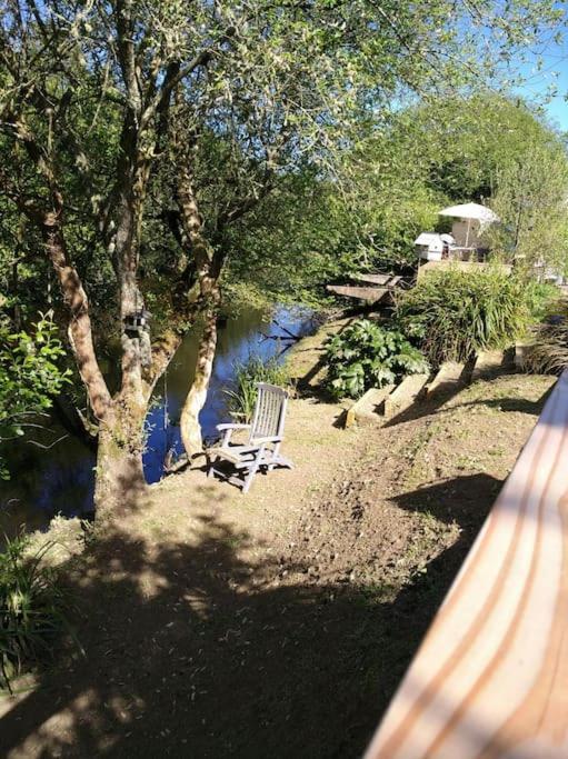 Lodge Avec Vue Sur La Riviere Lannion Exterior photo