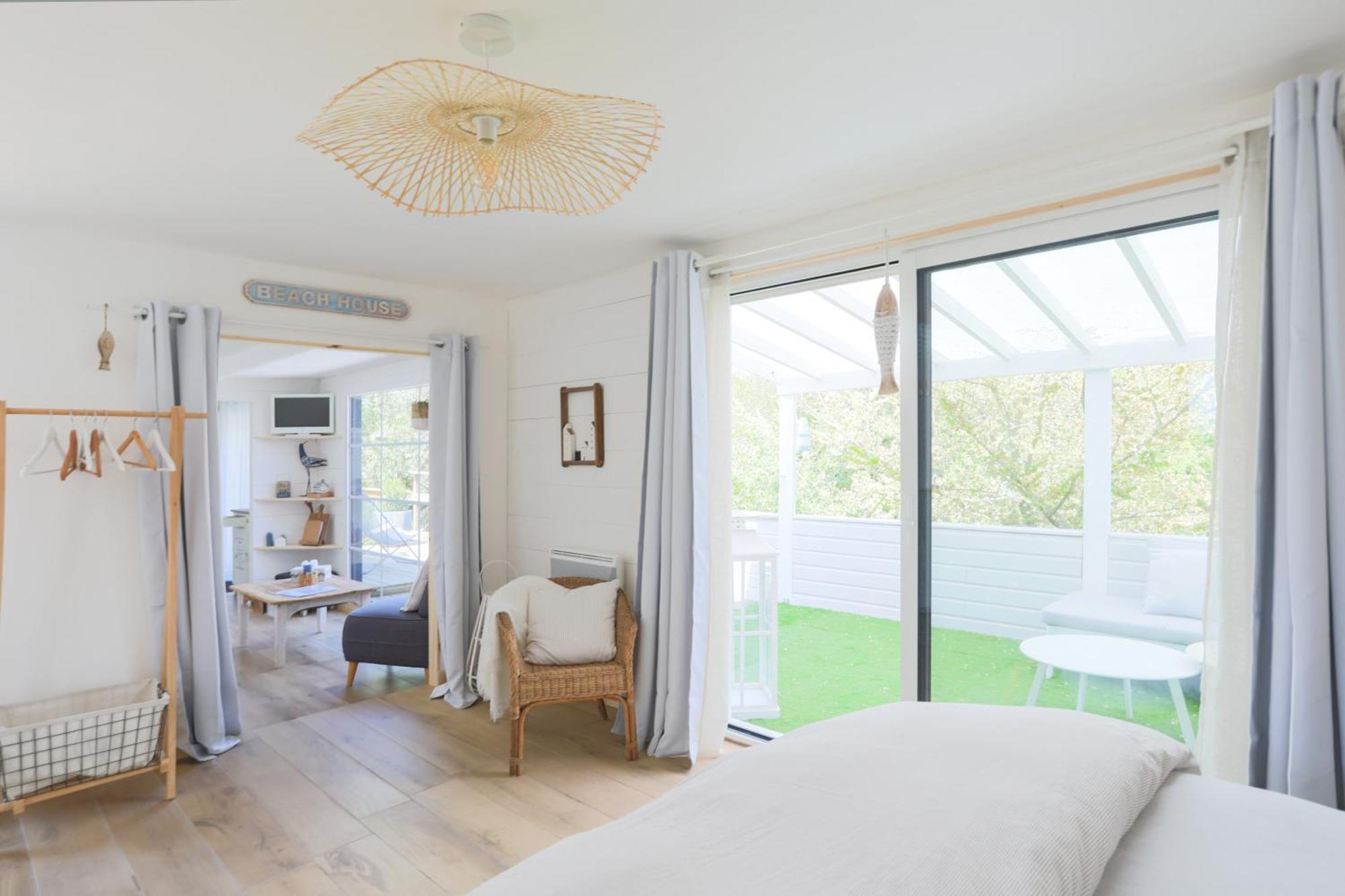 Lodge Avec Vue Sur La Riviere Lannion Exterior photo